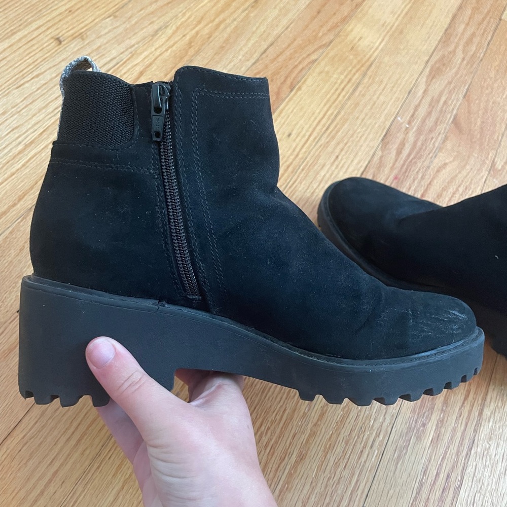 ankle boots